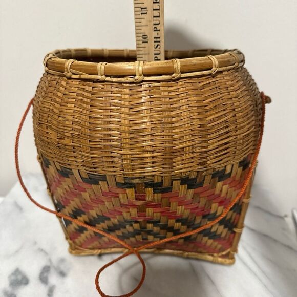 Antique Laotian gathering Woven Basket with Red and Black Pattern - Picture 12 of 16